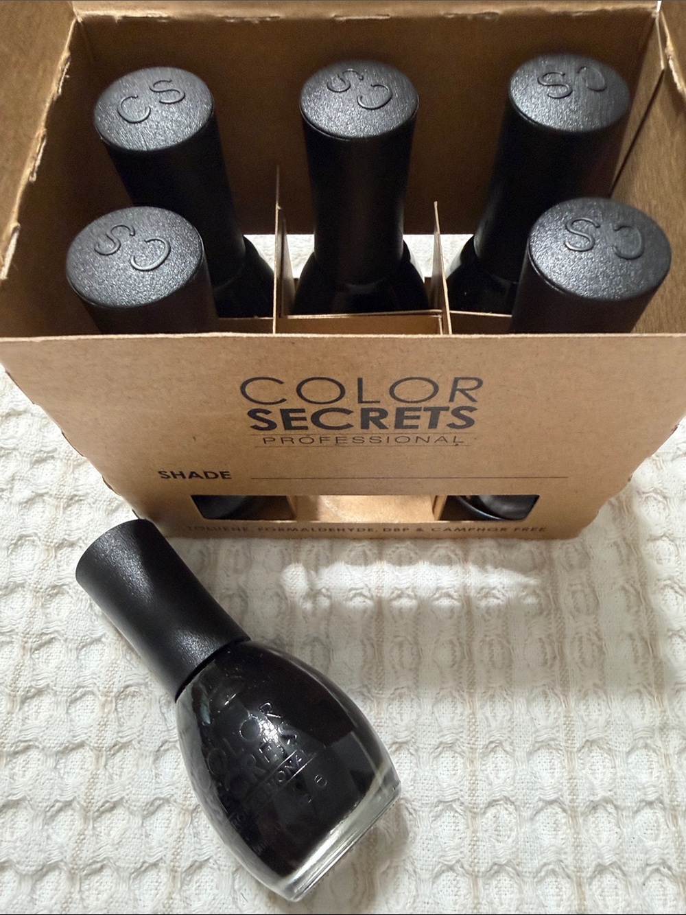 Color Secrets Professional Yellow Nail Polish - Picture 3 of 5